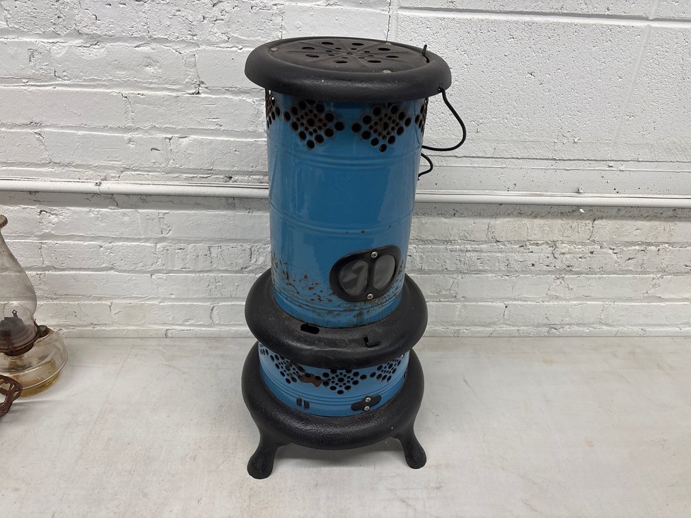 Perfection No 23E Blue Enamel Kerosene Heater