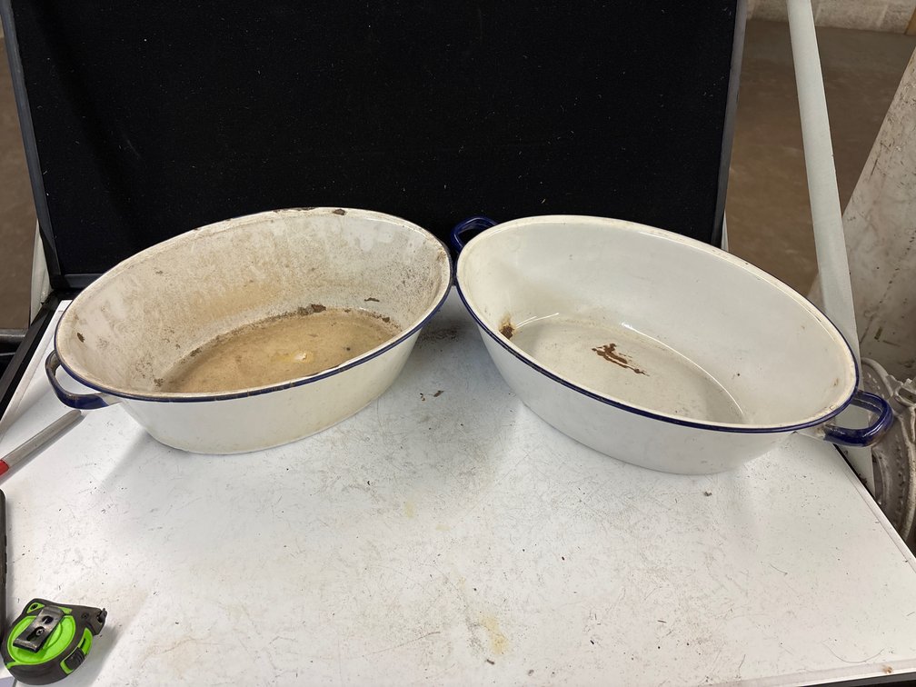 (2) White Enamel Blue Trim Washtubs