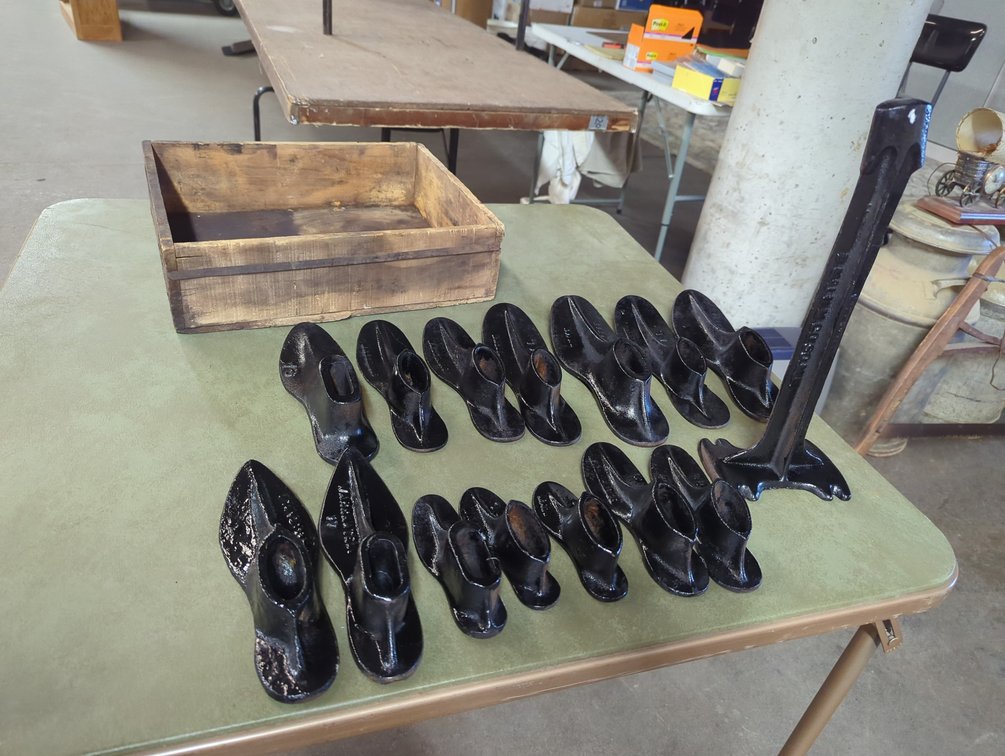 B Mall Co. Cobbler Set