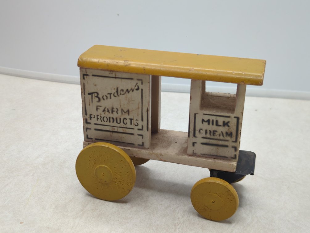 Borden's Farm Products Wood Milk Wagon