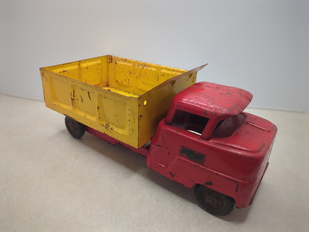 Structo Dump Truck
