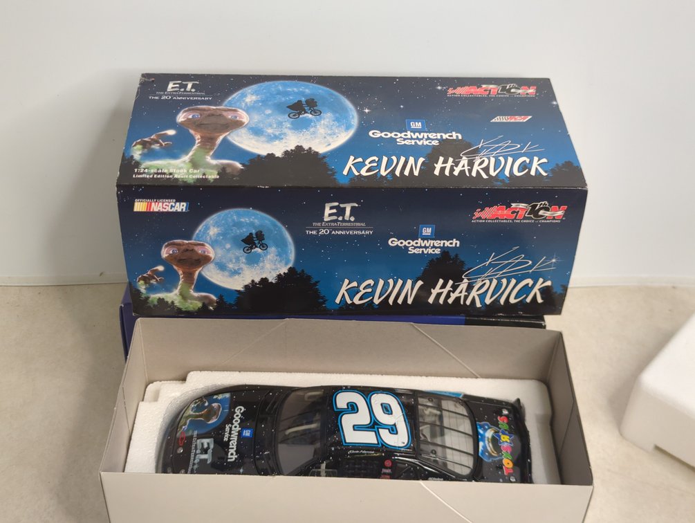 (2) Kevin Harvick Diecast
