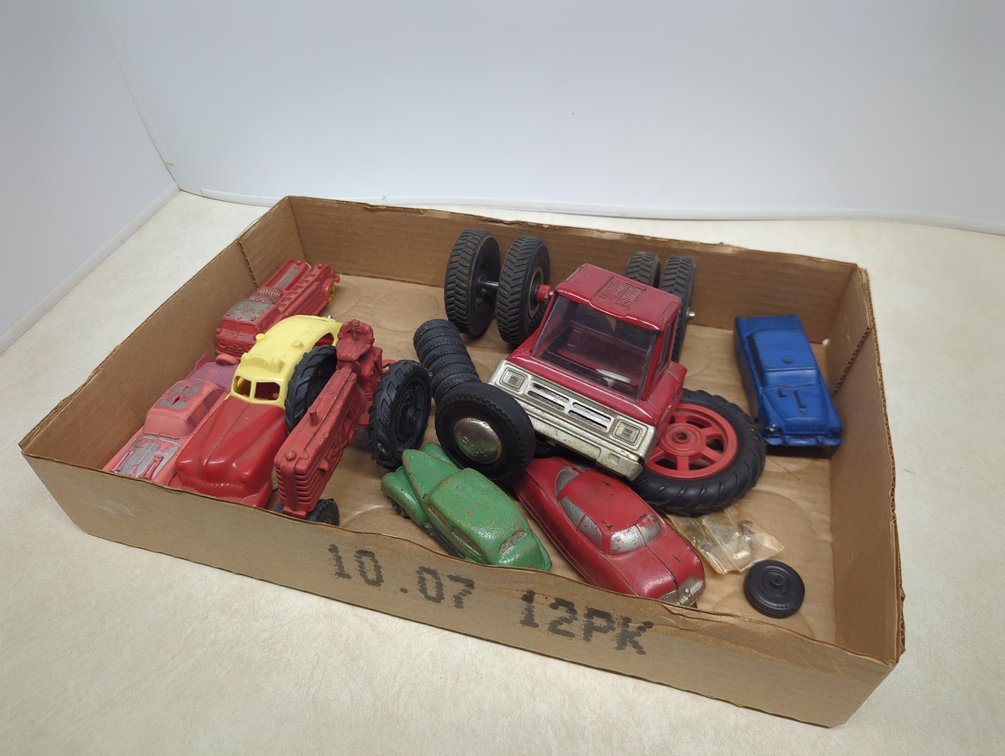 Box Lot: Damaged Toys & Parts