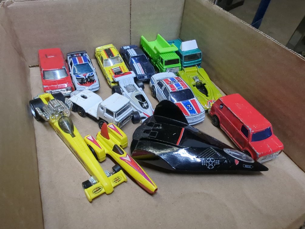 (14) Misc Modern Toy Cars