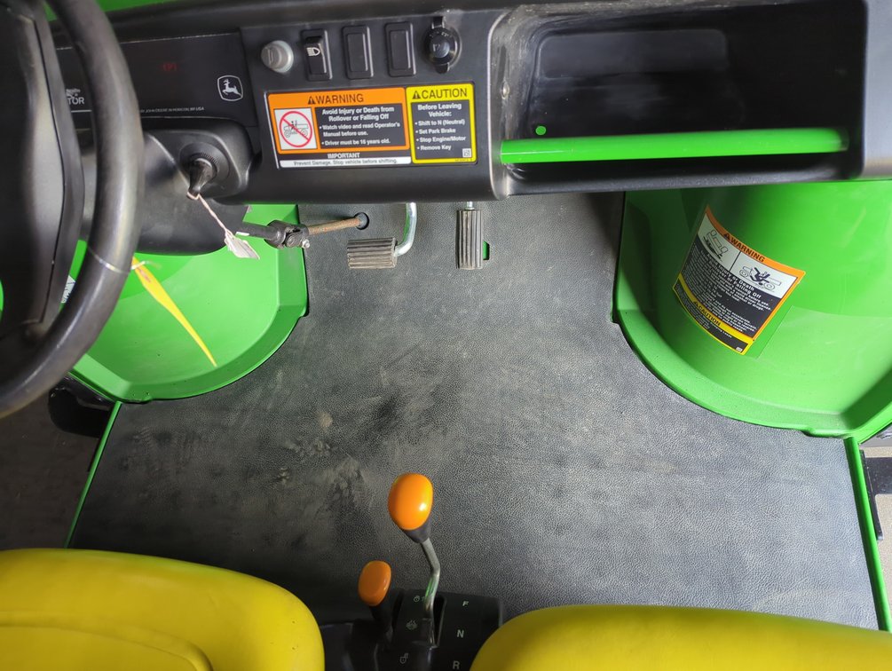 Image for 2023 John Deere TS Gator 4x2