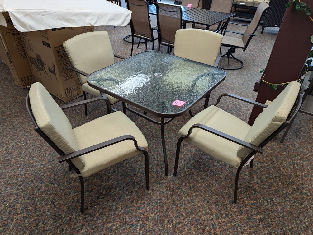 Image for Patio Furniture For Sale - 19 Items