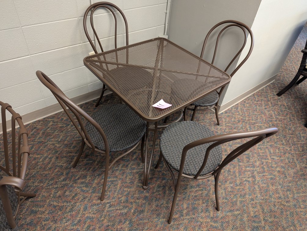 Image for Patio Furniture For Sale - 19 Items