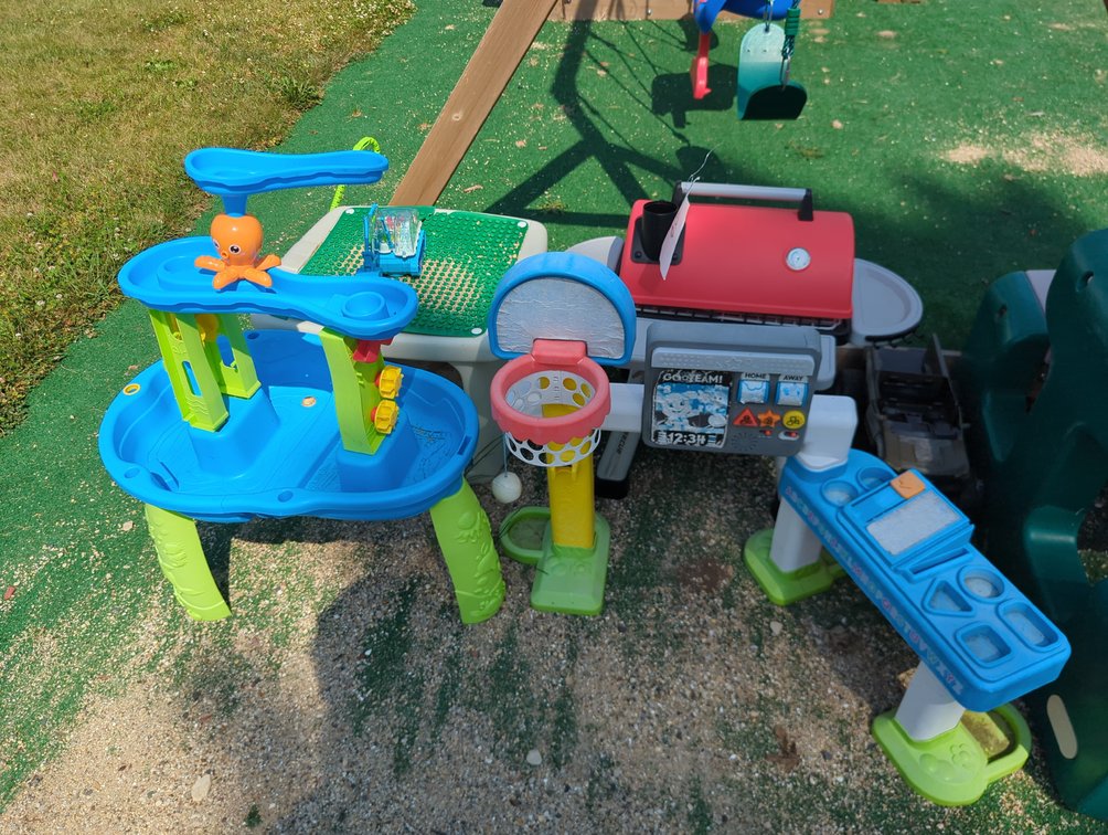 Little Tikes Picnic Table and Other Outdoor Toys