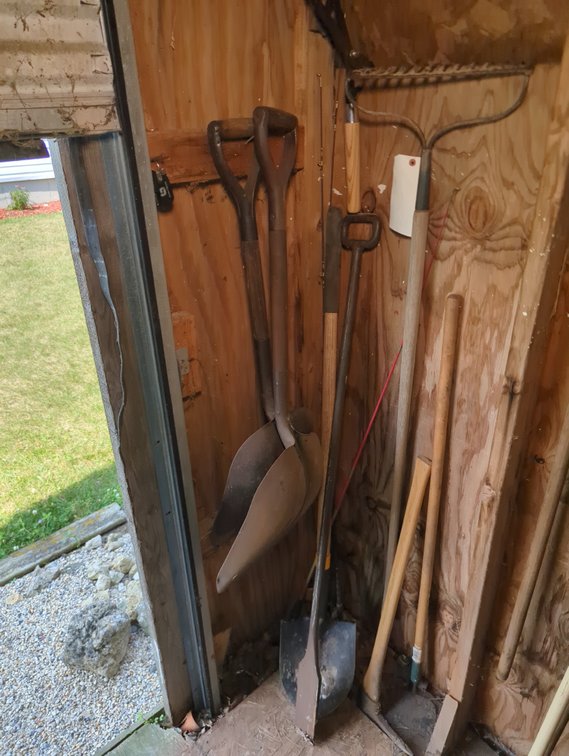Shovels, Bar, Hoe, Rake, Pick Ax (9)