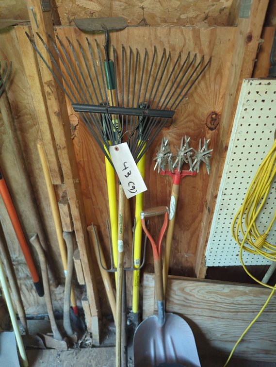 Rake, Digger, Hoe, Shovel, Fork, Mauls (9)