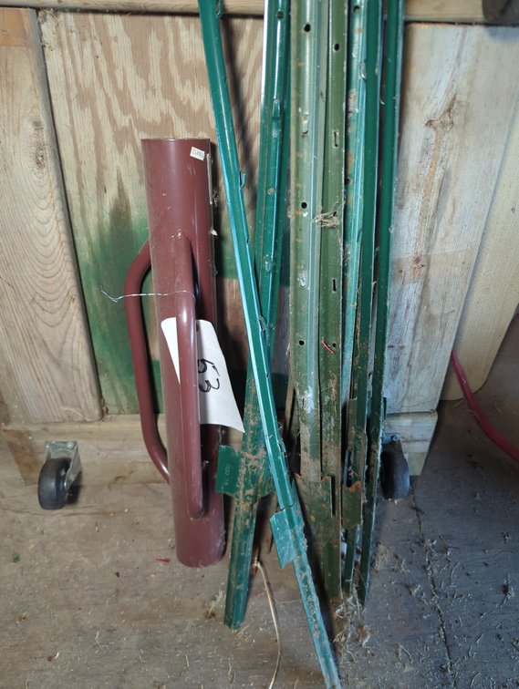 Post Pounder & (13) Light Duty Posts
