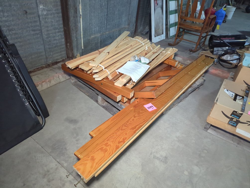 Twin Size Bunkbed