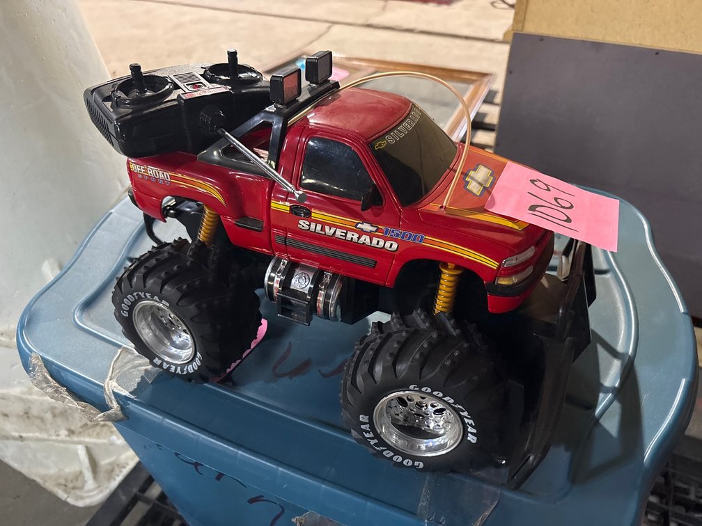 R/C Silverado 1500 Truck