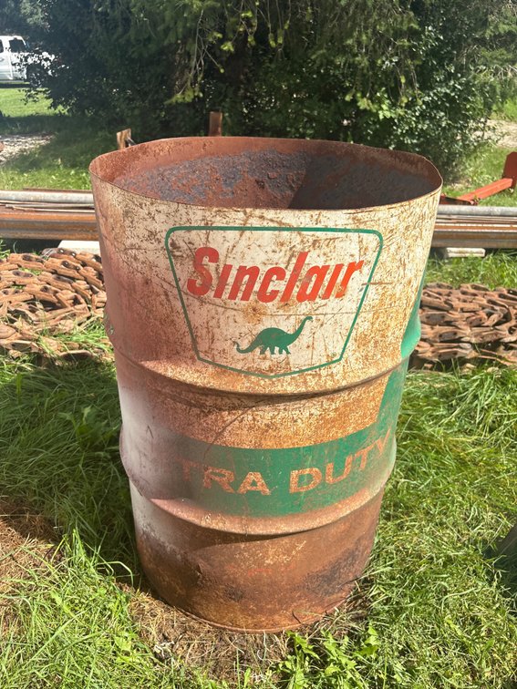 Vintage metal 55 gallon Sinclair barrel