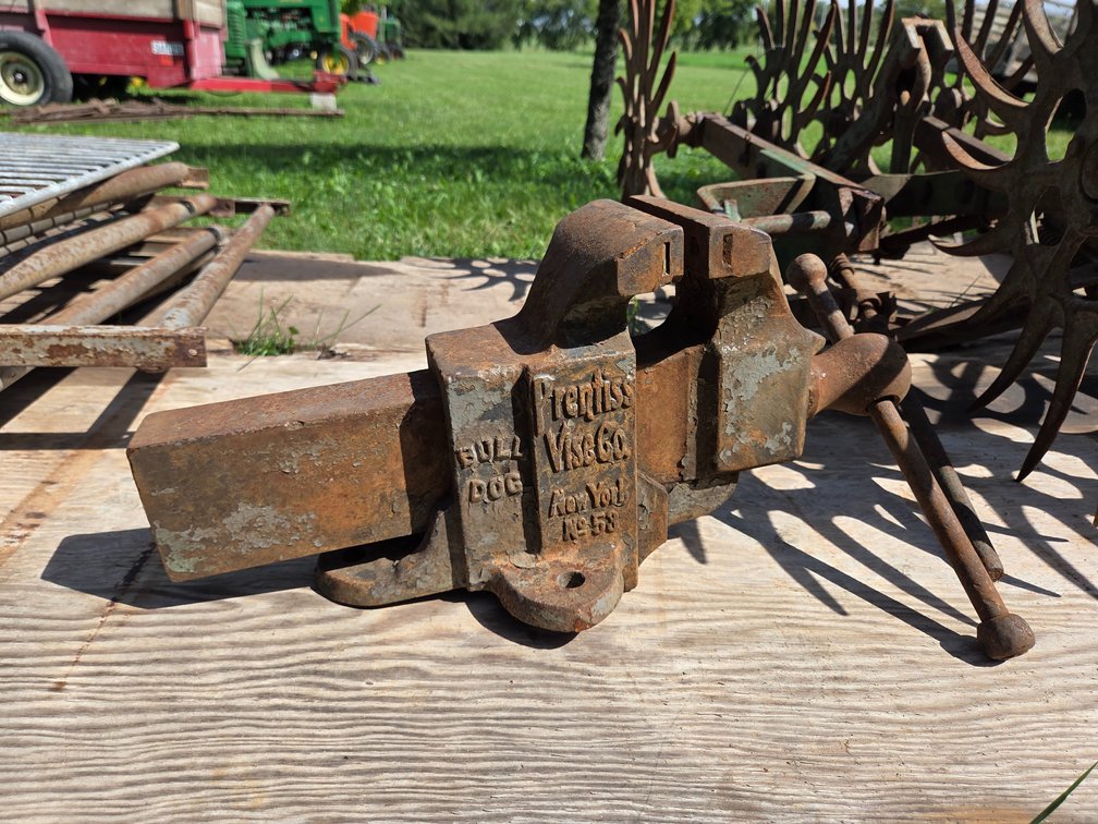 Prentis Vise Co. No. 53 Bull Dog