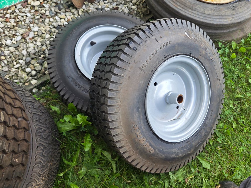 (2) Carlisle 18x6.50-8NHS Mower Tires