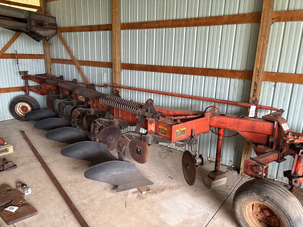 Allis Chalmers 2030 5 Bottom Plow