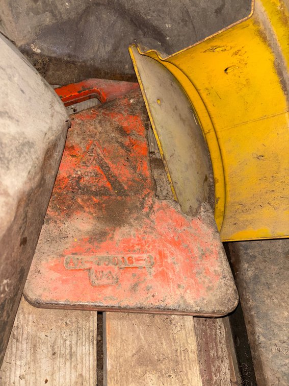 Allis Chalmers Suitcase Weight