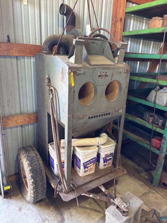 Ruemelin Mfg Blast Cabinet on Trailer