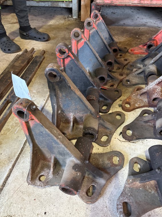 (6) Allis Chalmers Moldboard Mounting Brackets