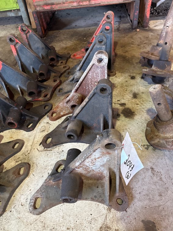 (6) Allis Chalmers Moldboard Mounting Brackets