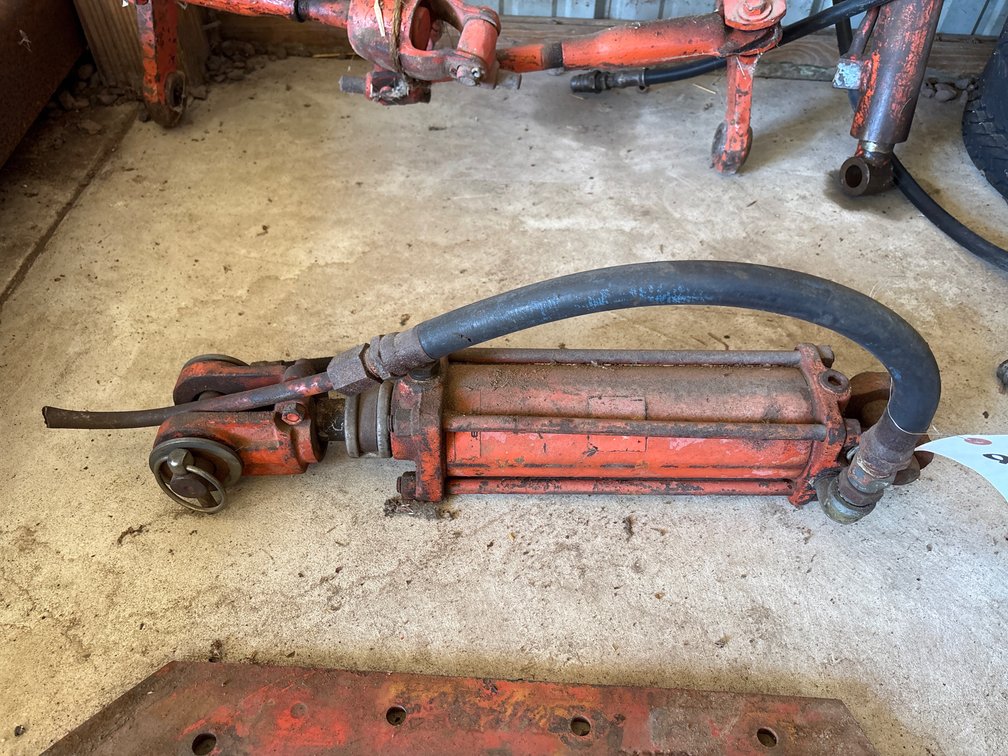 Allis Chalmers Cylinder