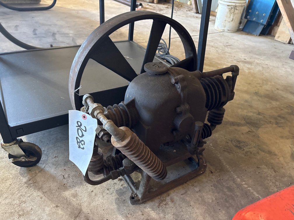 Vtg Milwaukee Air Compressor Pump