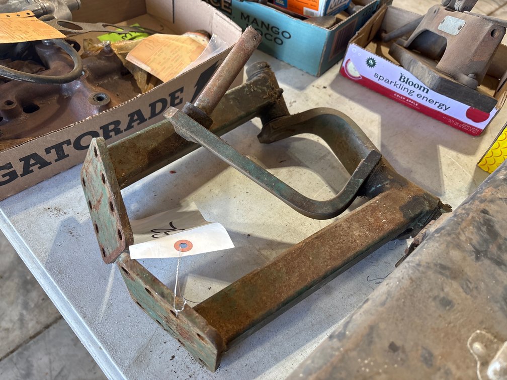 (2) Spindles