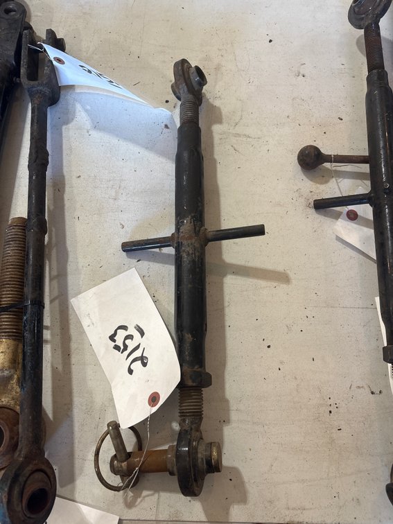 3 point top link assembly