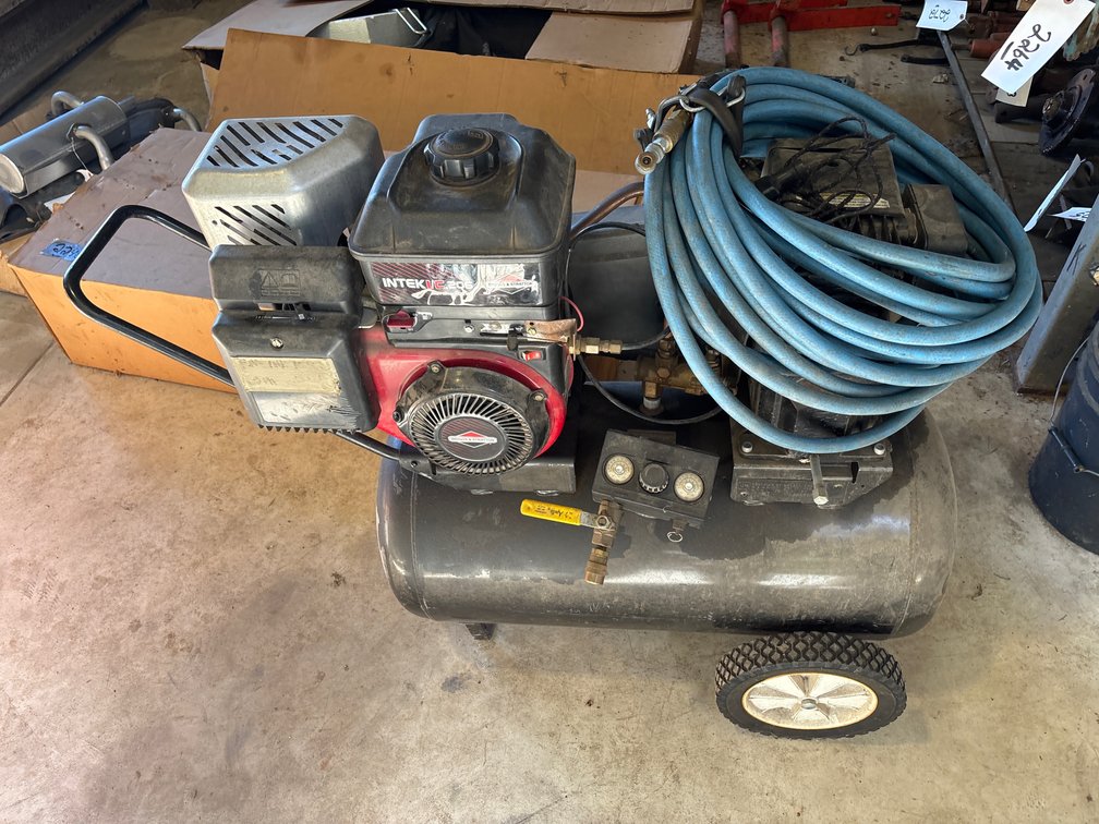 Campbell Hausfeld 20 Gallon Air Compressor