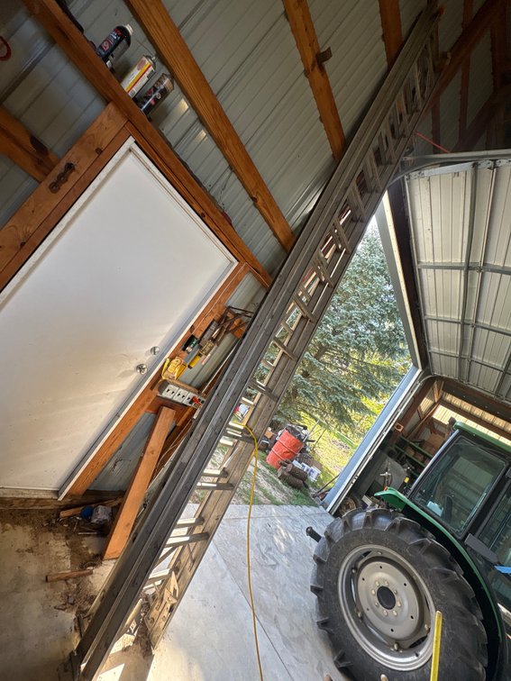 28 ft extension ladder
