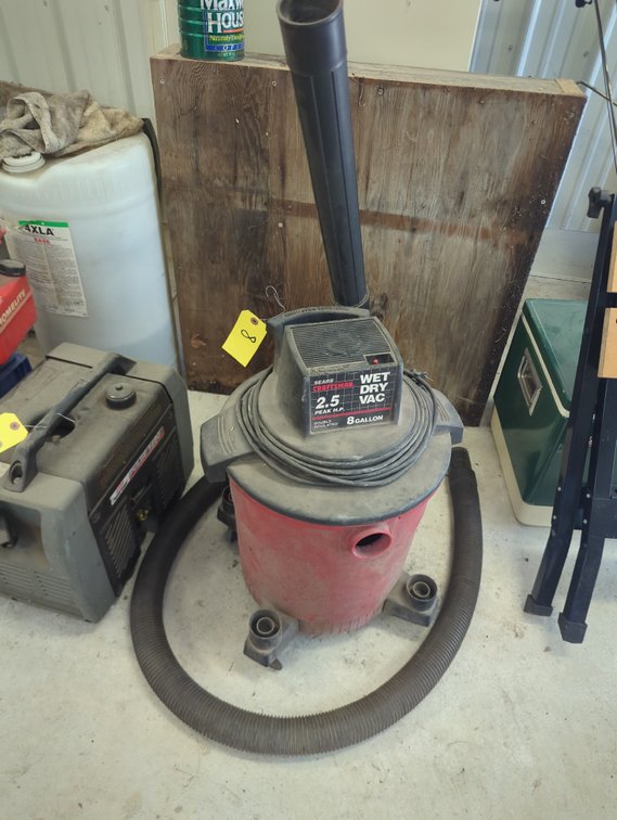 Craftsman 8 Gallon Wet/Dry Vac