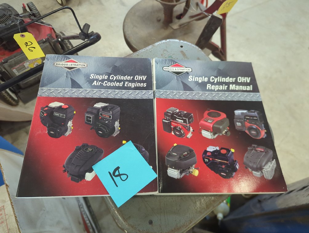 (2) Briggs and Stratton Single Cylinder Books