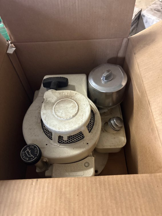 1986 Briggs and Stratton 3.5 hp engine