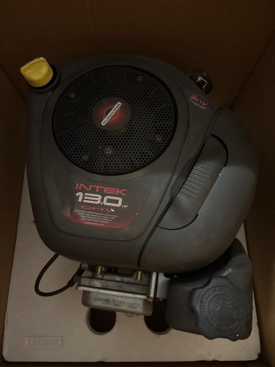 2005 Briggs and Stratton Intek 13 hp engine
