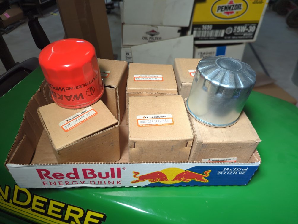 (6) Allis Chalmers Oil Filters