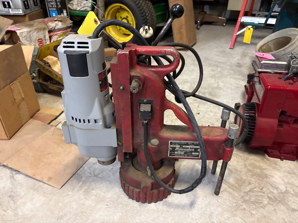 Milwaukee Electromagnetic Drill Press