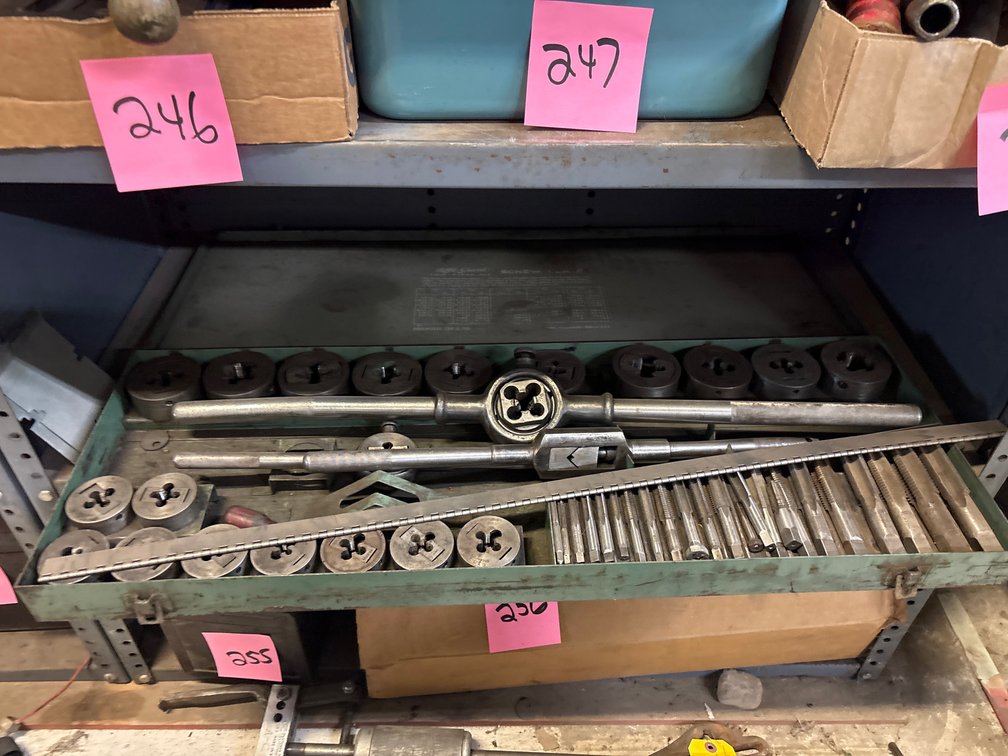 Little Giant Tap and Die set