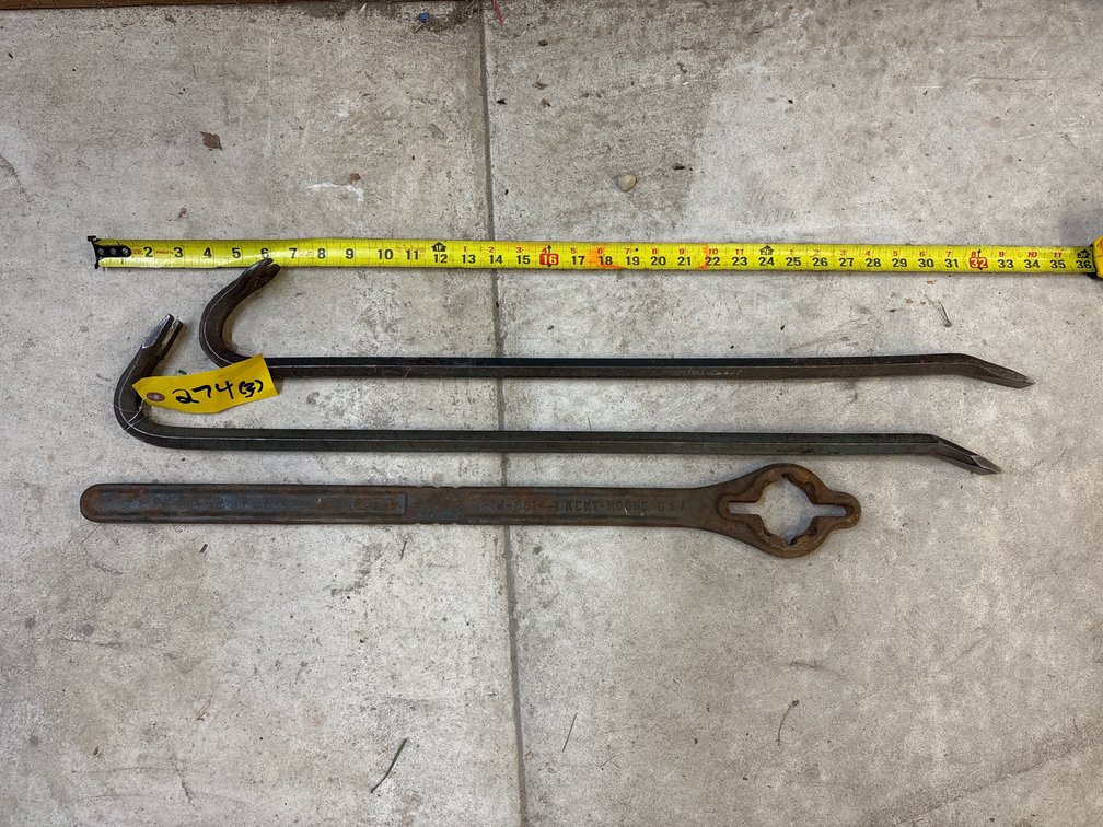 Crowbars & Kent-Moore wrench
