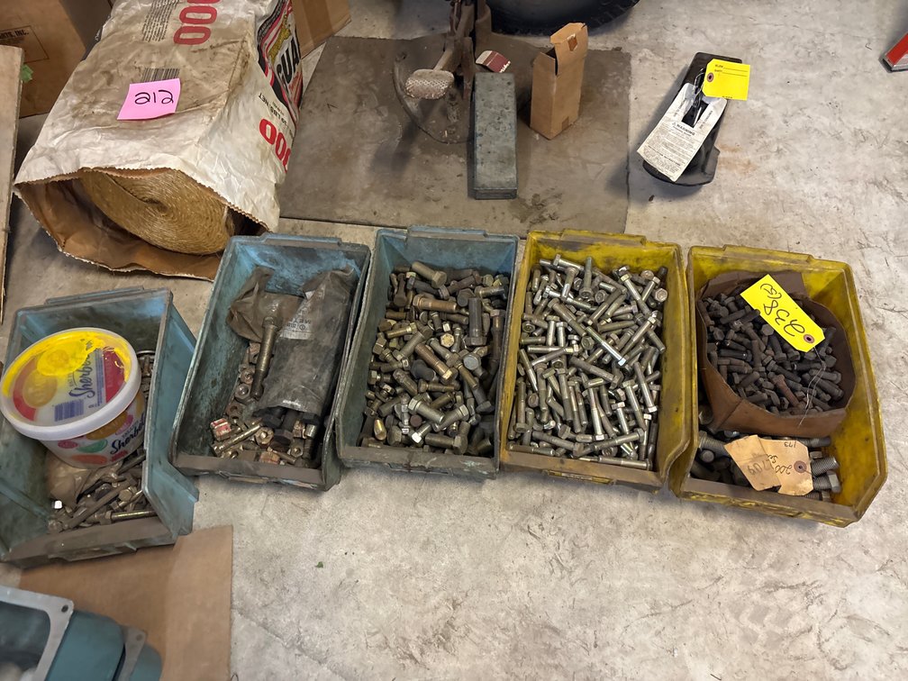 (5) organizer bins and contents