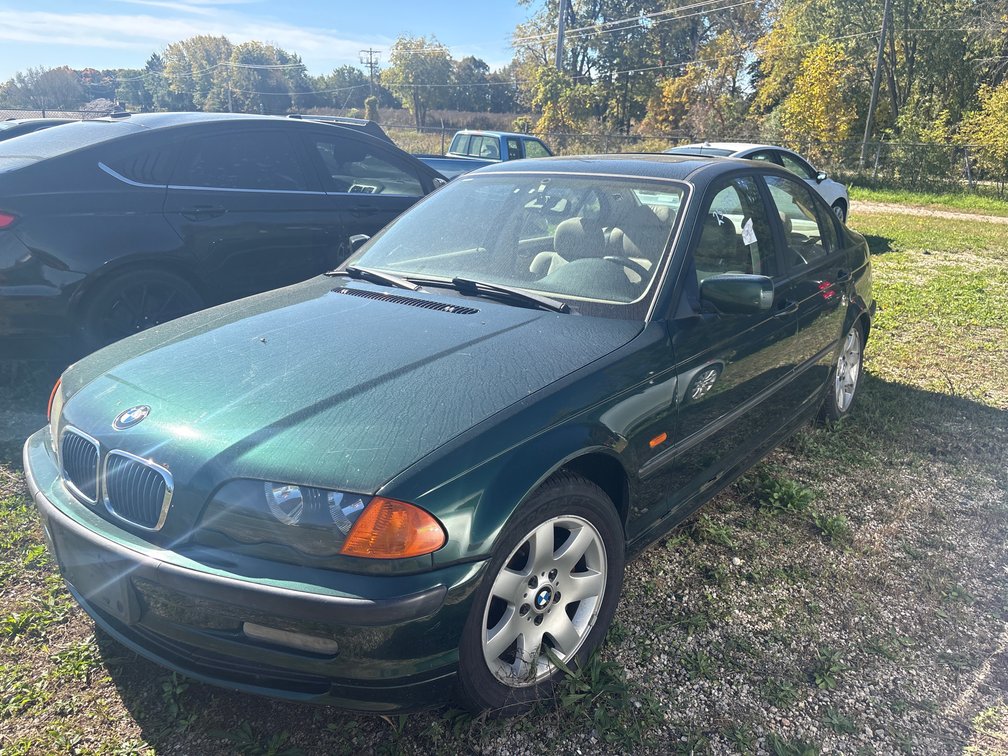 2000 BMW 3 Series Sedan