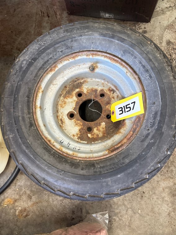 Trailer Tire 29.5x8.0-10