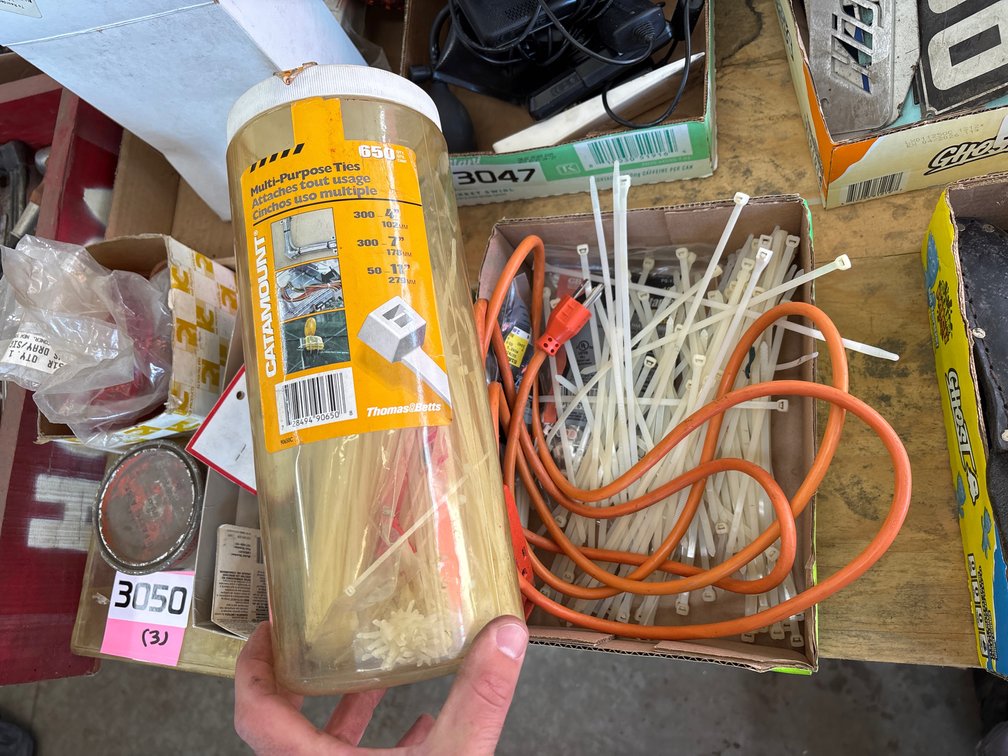Cable Ties & Clamps; Extension Cord