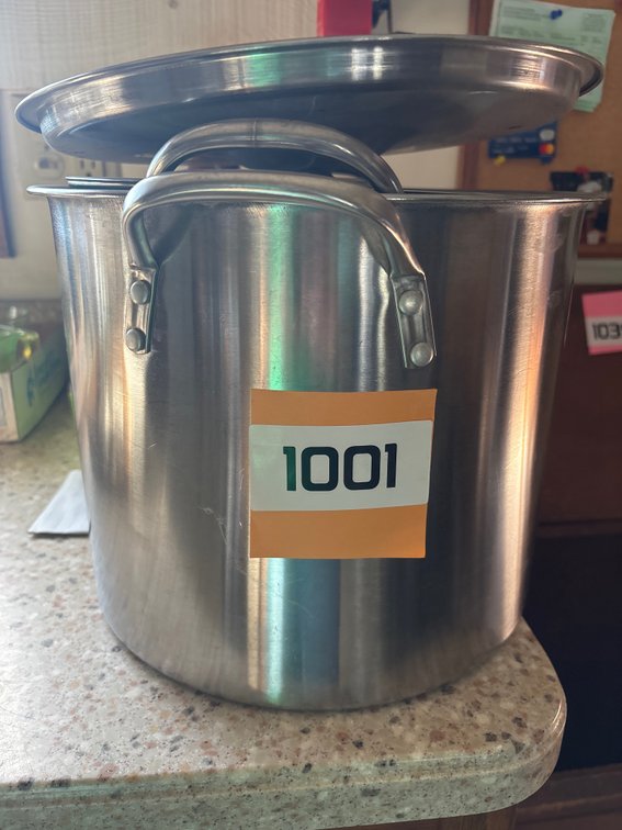 Large Stock Pots with Covers (2)