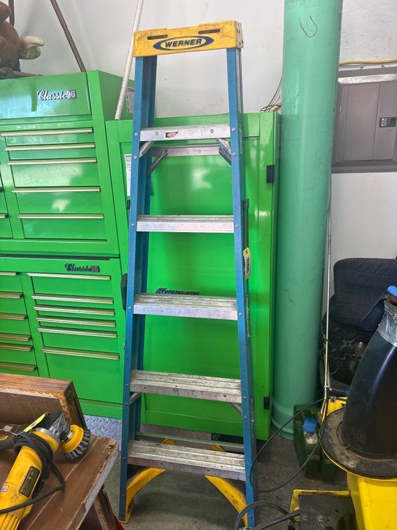 Werner 6 ft Type I step ladder