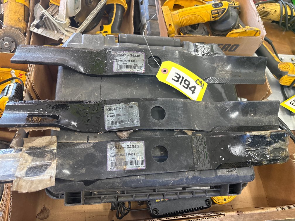 (3) lawn mower blades