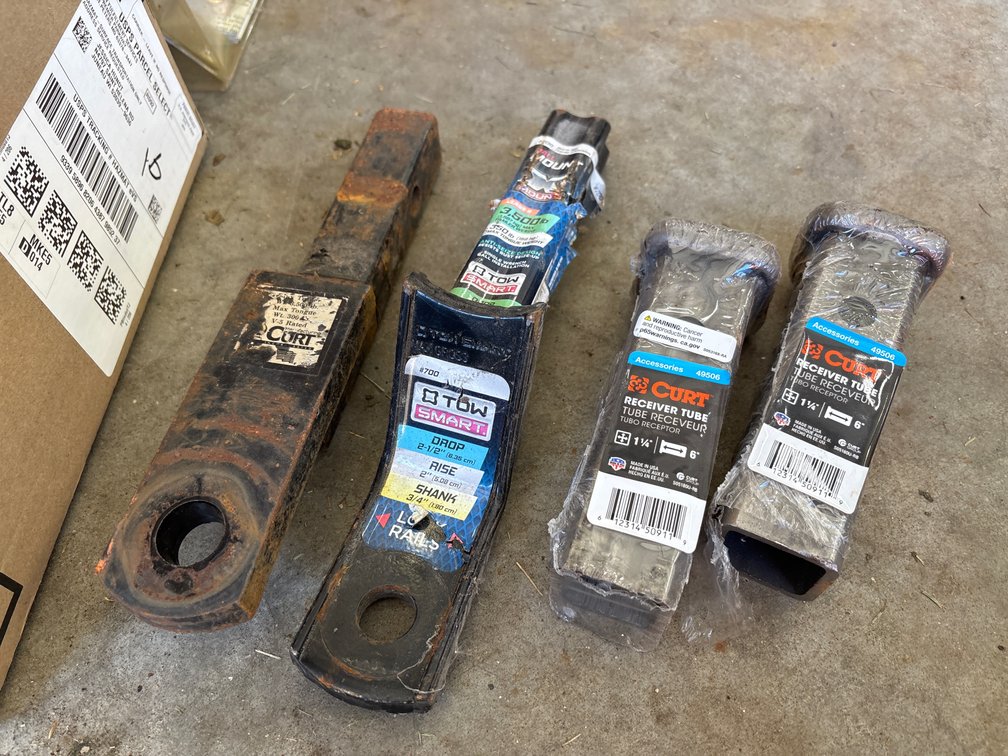 (2) 1-1/4” Receiver Tubes & (2) Hitches