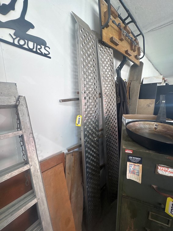(2) 8 ft aluminum ramps