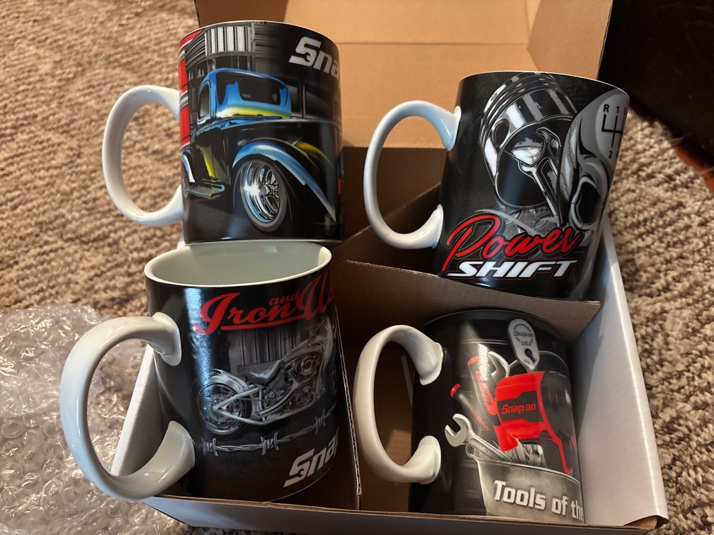 Snap On Mugs, Dice Game, Pen