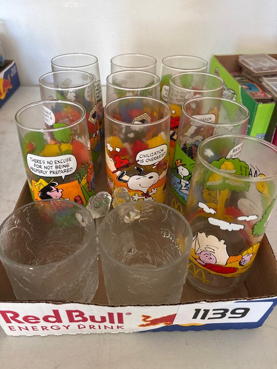 McDonalds Flintstone Mugs and Peanuts Glasses
